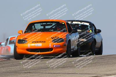 media/Oct-26-2025-CalClub SCCA (Sun) [[8ce1e69566]]/Group 5/Grapevine/